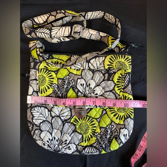 Vera Bradley Women’s Purse Bag. Green & White Like New. - Picture 6 of 6